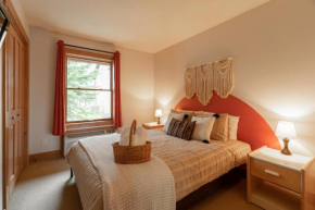 BOHO CONDO Downtown - Bike in&out - Shuttle - Park